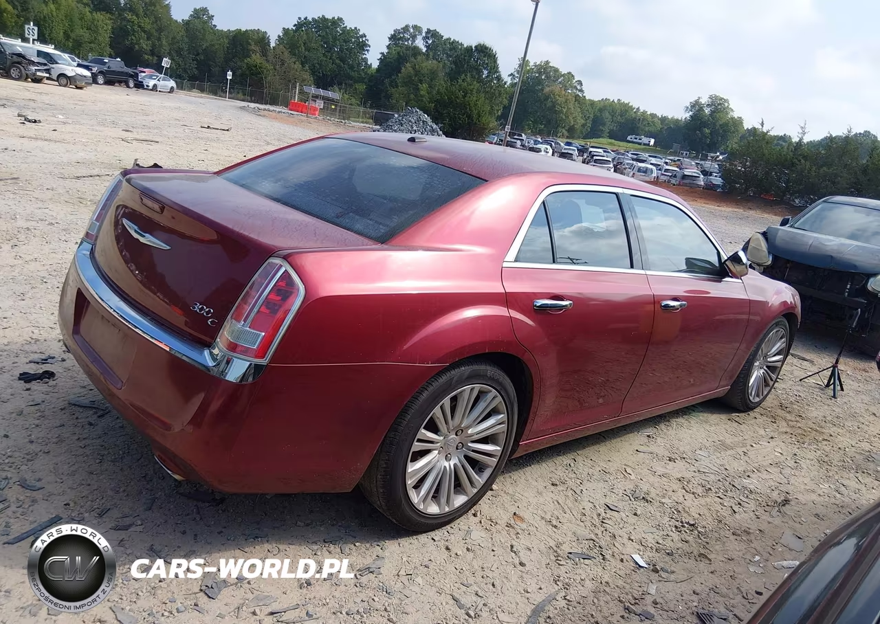 2013 Chrysler 300C VIN:2C3CCAEG1DH644130 - 4