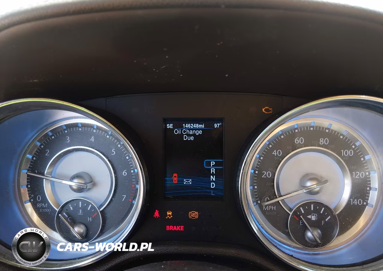 2013 Chrysler 300C VIN:2C3CCAEG1DH644130 - 7