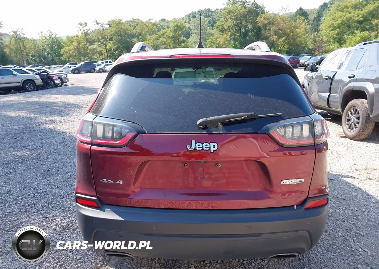2020 Jeep Cherokee Latitude Plus 4X4 VIN:1C4PJMLNXLD543315 - 16