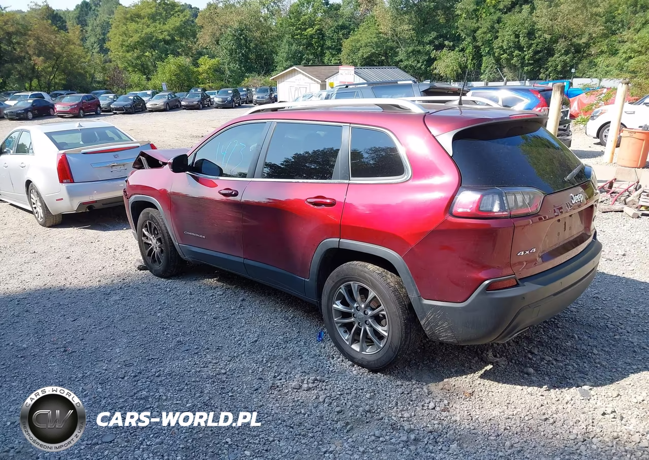 2020 Jeep Cherokee Latitude Plus 4X4 VIN:1C4PJMLNXLD543315 - 3