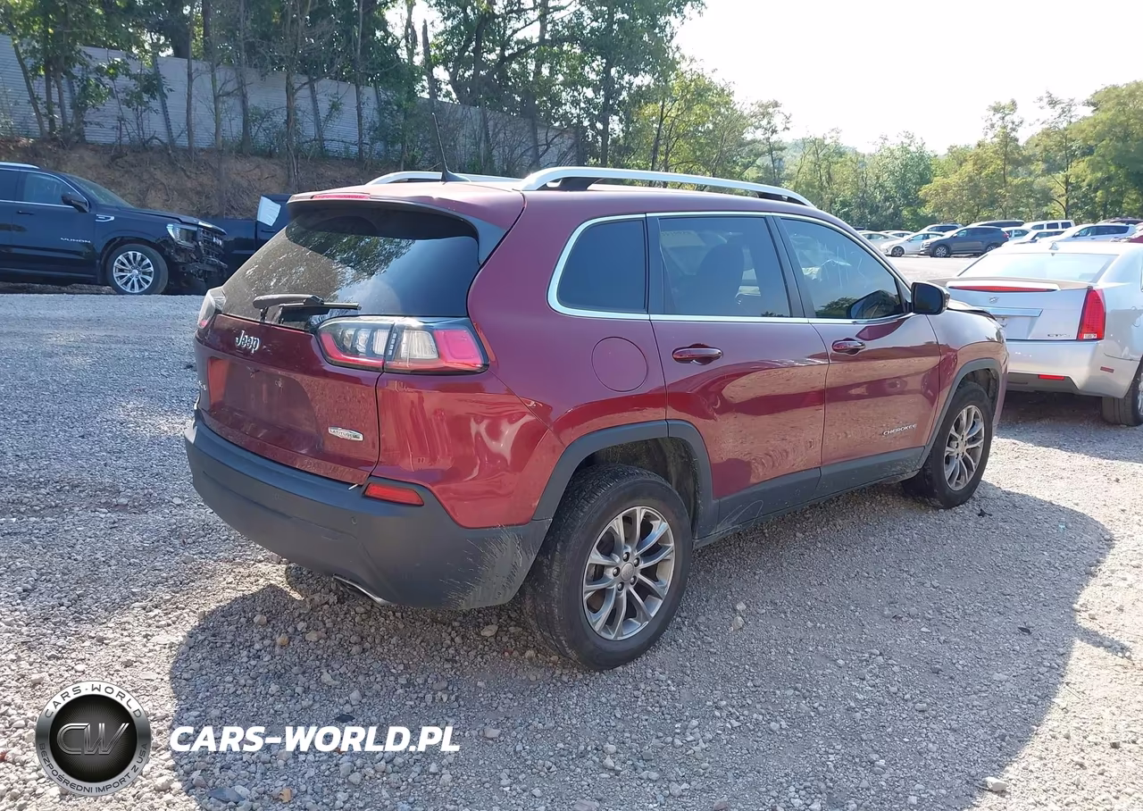 2020 Jeep Cherokee Latitude Plus 4X4 VIN:1C4PJMLNXLD543315 - 4