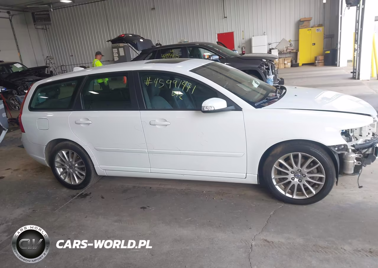 2009 Volvo V50 2.4I VIN:YV1MW382392473524 - 13