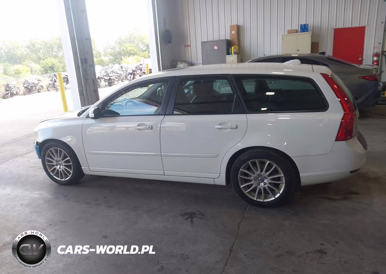 2009 Volvo V50 2.4I VIN:YV1MW382392473524 - 14