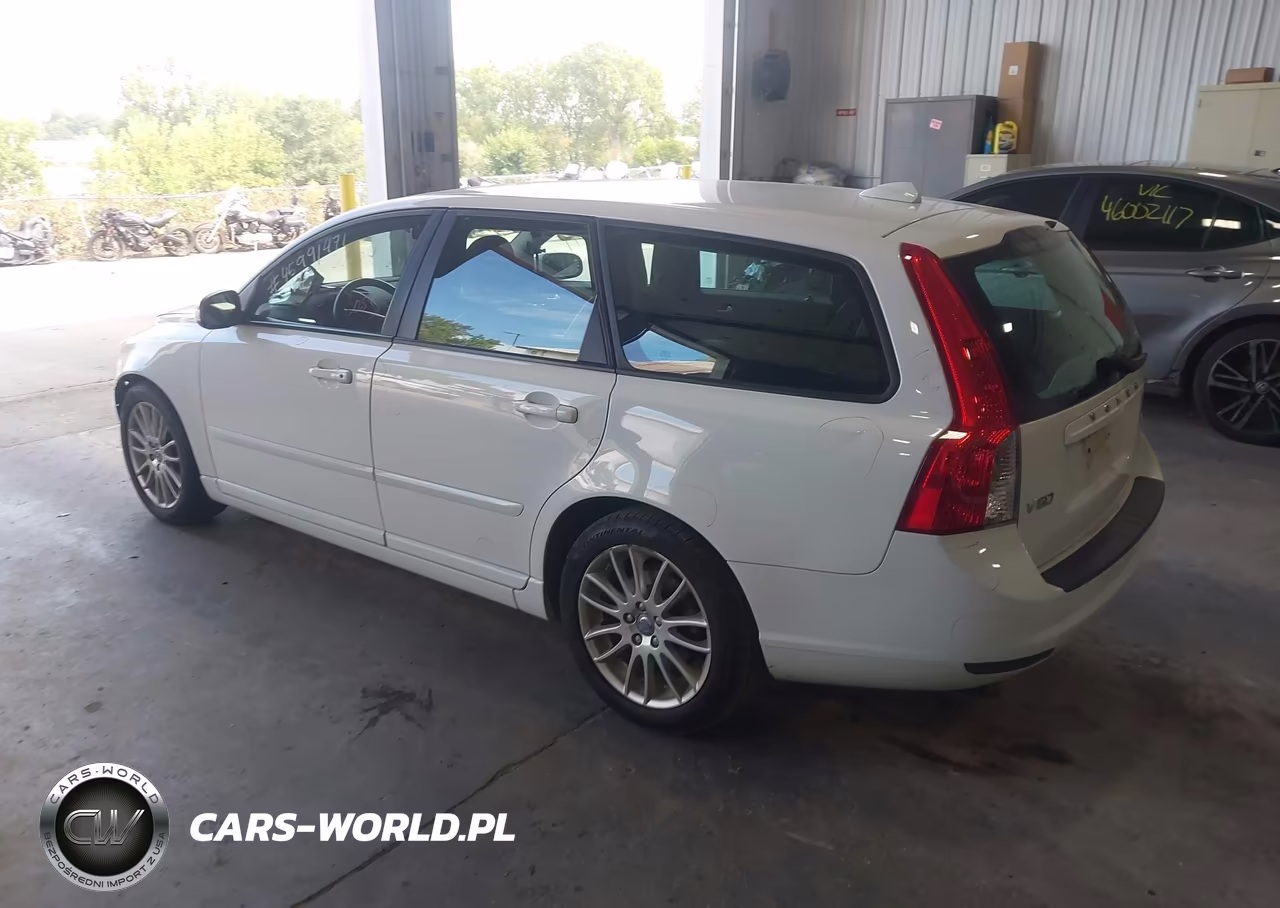 2009 Volvo V50 2.4I VIN:YV1MW382392473524 - 3