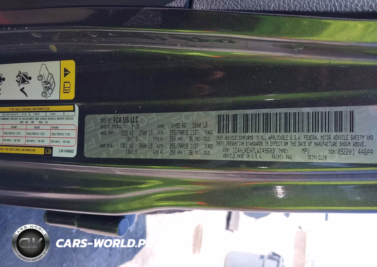 2020 Jeep Wrangler Unlimited Sahara 4X4 VIN:1C4HJXEN7LW149603 - 9