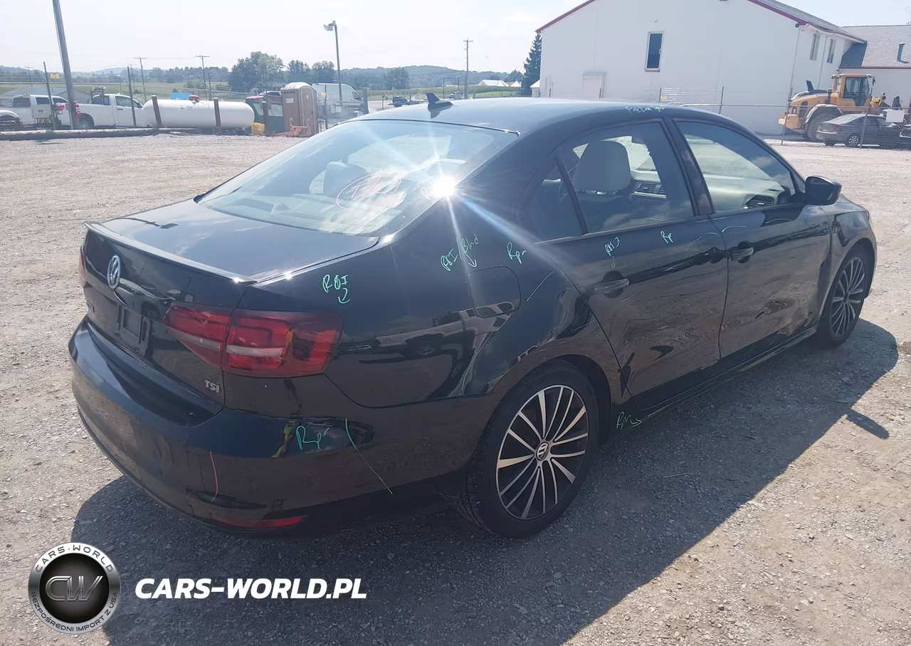 2016 Volkswagen Jetta 1.8T Sport VIN:3VWB17AJ5GM287796 - 4