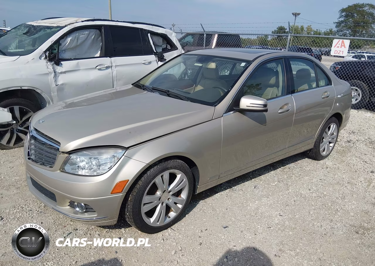 2011 Mercedes-Benz C 300 Luxury 4Matic VIN:WDDGF8BBXBR170526 - 2