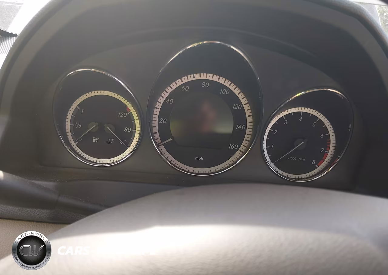 2011 Mercedes-Benz C 300 Luxury 4Matic VIN:WDDGF8BBXBR170526 - 7