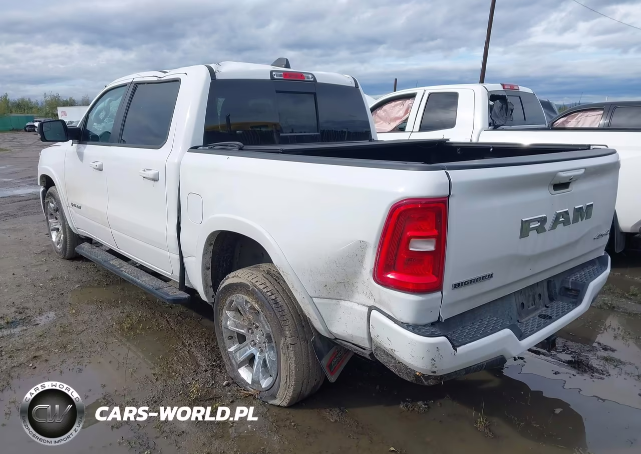 2025 Ram 1500 Big Horn 4X4 5'7 Box VIN:1C6RRFFGXSN536469 - 3