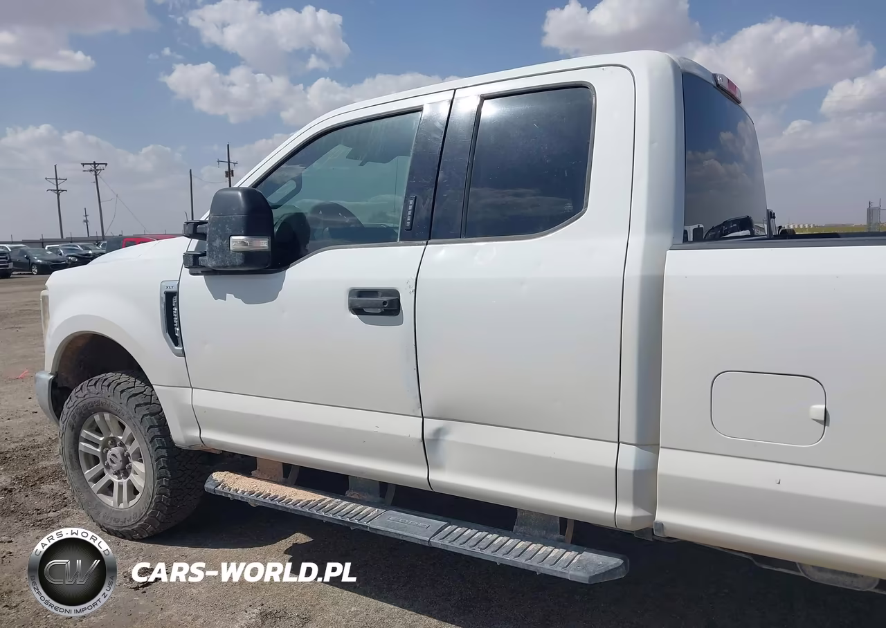 2019 Ford F-250 Xlt VIN:1FT7X2B6XKEF50884 - 14