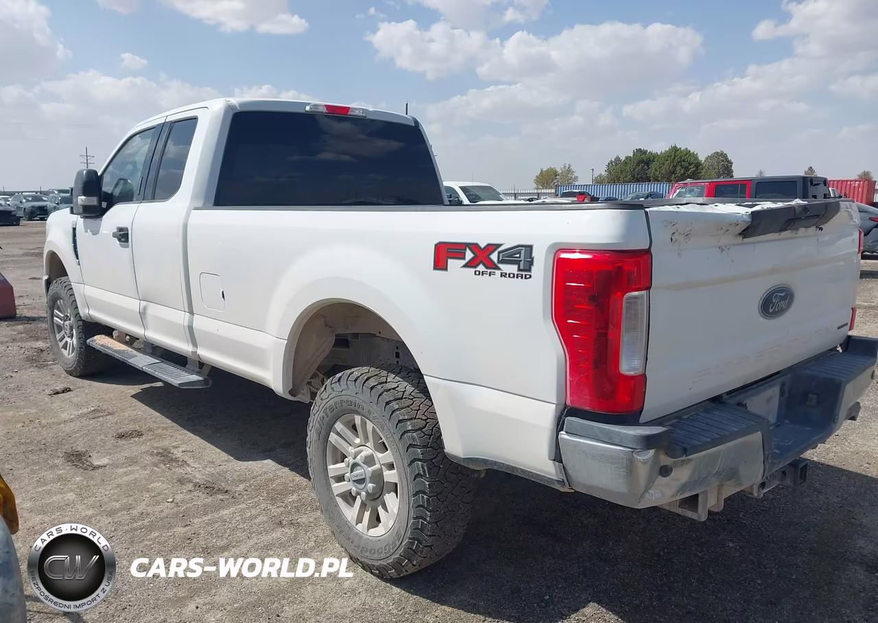 2019 Ford F-250 Xlt VIN:1FT7X2B6XKEF50884 - 3
