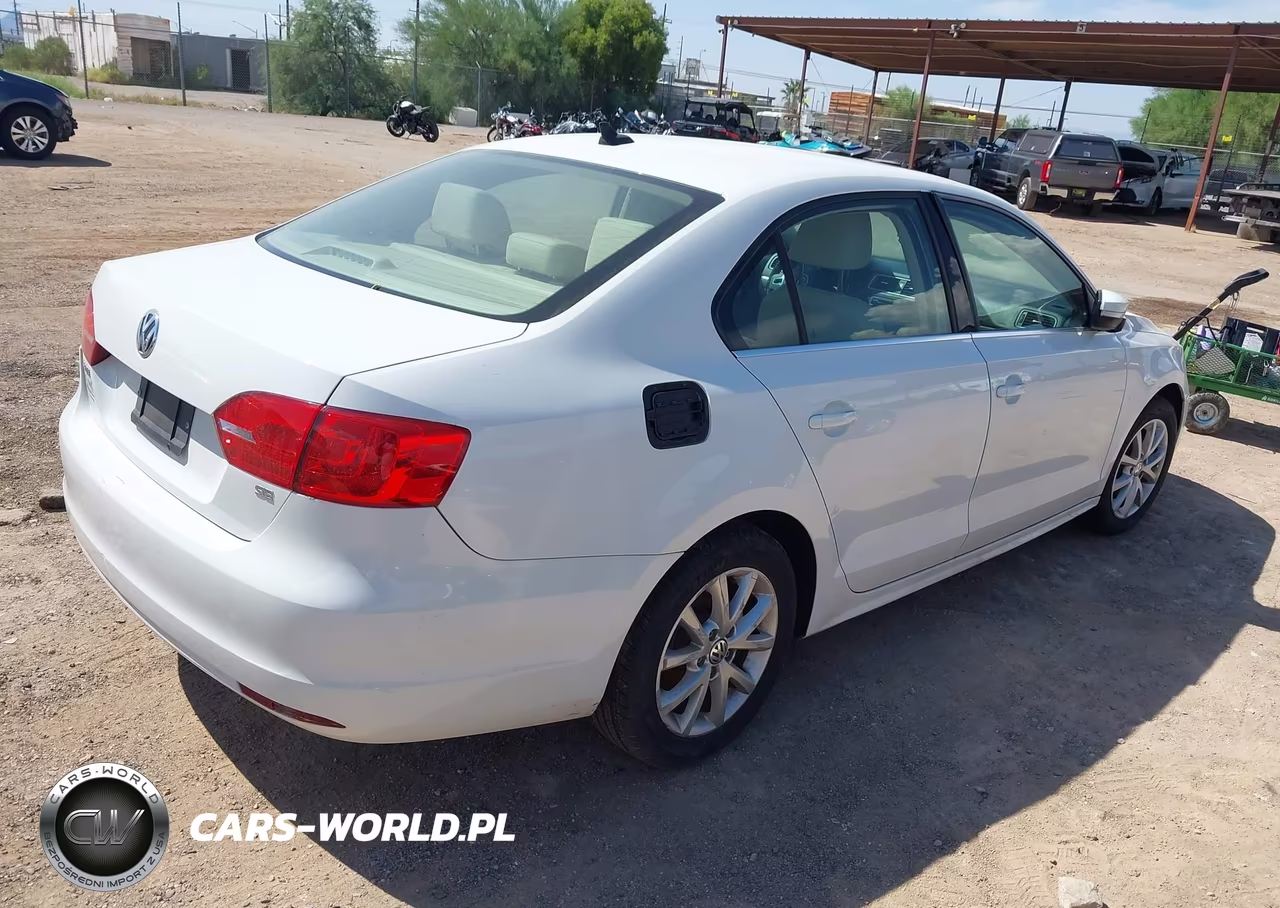 2014 Volkswagen Jetta 1.8T Se VIN:3VWD17AJ9EM409808 - 4