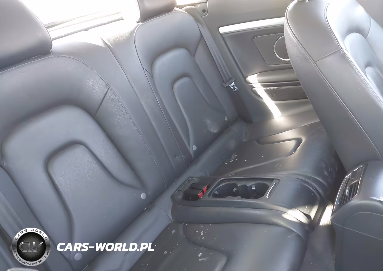 2010 Audi A5 2.0T Premium VIN:WAUJFAFH1AN014061 - 8