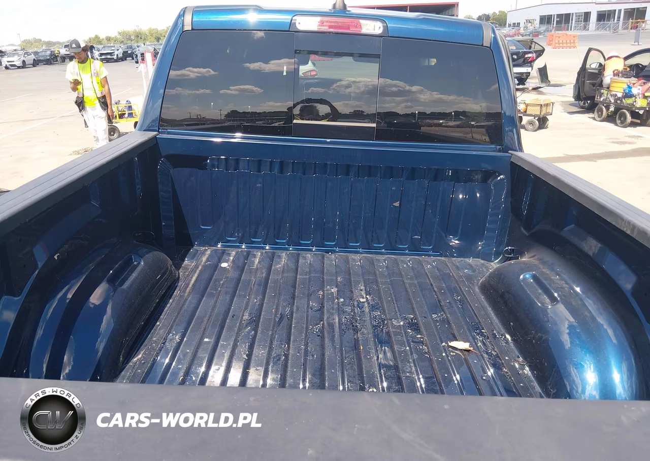 2024 Ram 1500 Laramie 4X4 5'7 Box VIN:1C6SRFJT2RN154825 - 16