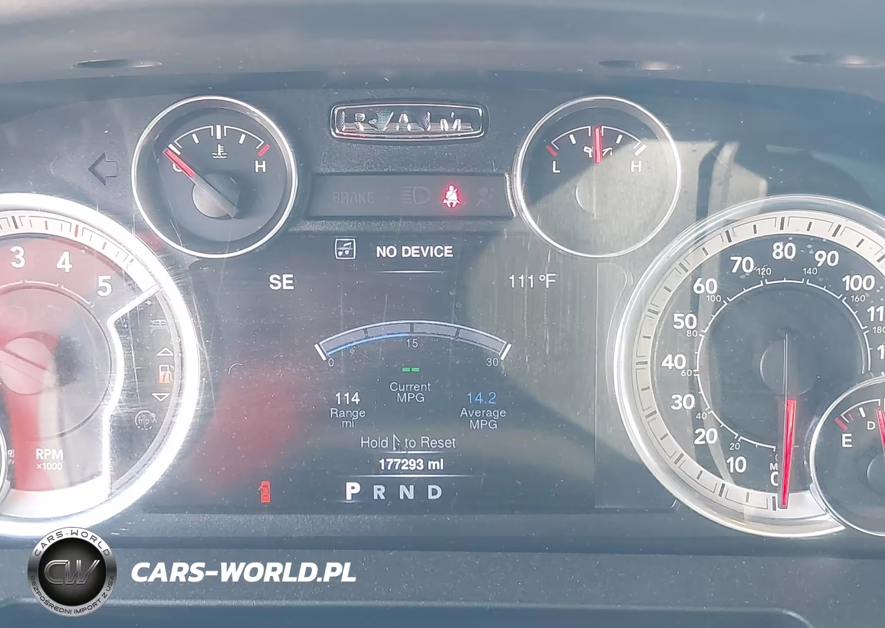 2016 Ram 3500 Big Horn VIN:3C63R3DL2GG377497 - 5