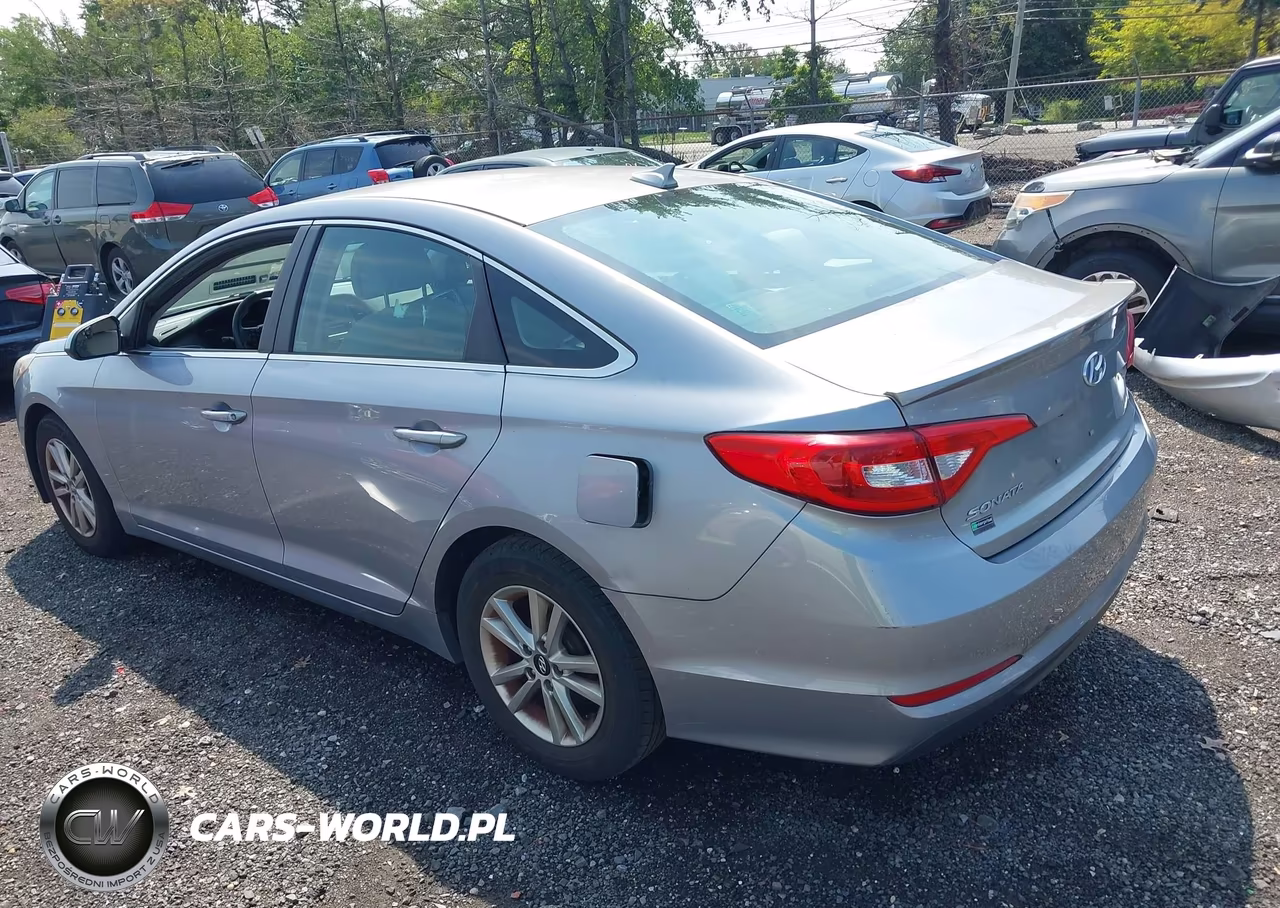 2015 Hyundai Sonata Se VIN:5NPE24AF9FH176258 - 3