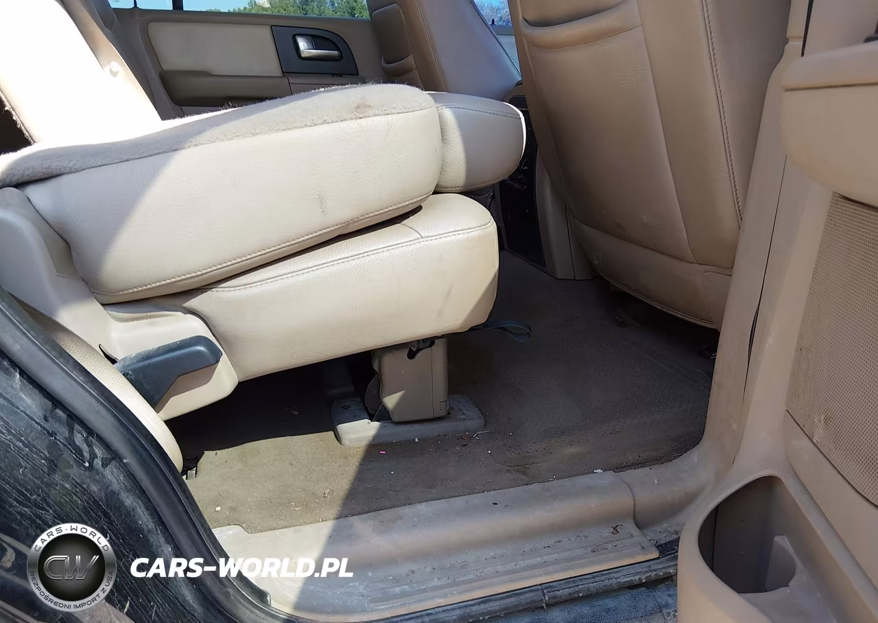 2004 Ford Expedition Eddie Bauer VIN:1FMFU18L94LA11257 - 8