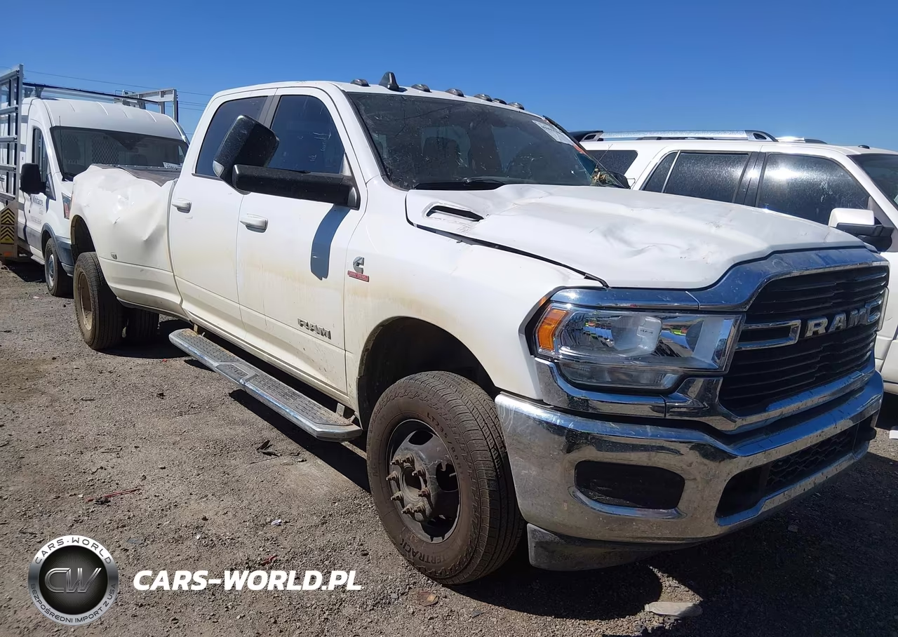 2021 Ram 3500 Big Horn 4X4 8' Box – zdjęcie 1 z 15