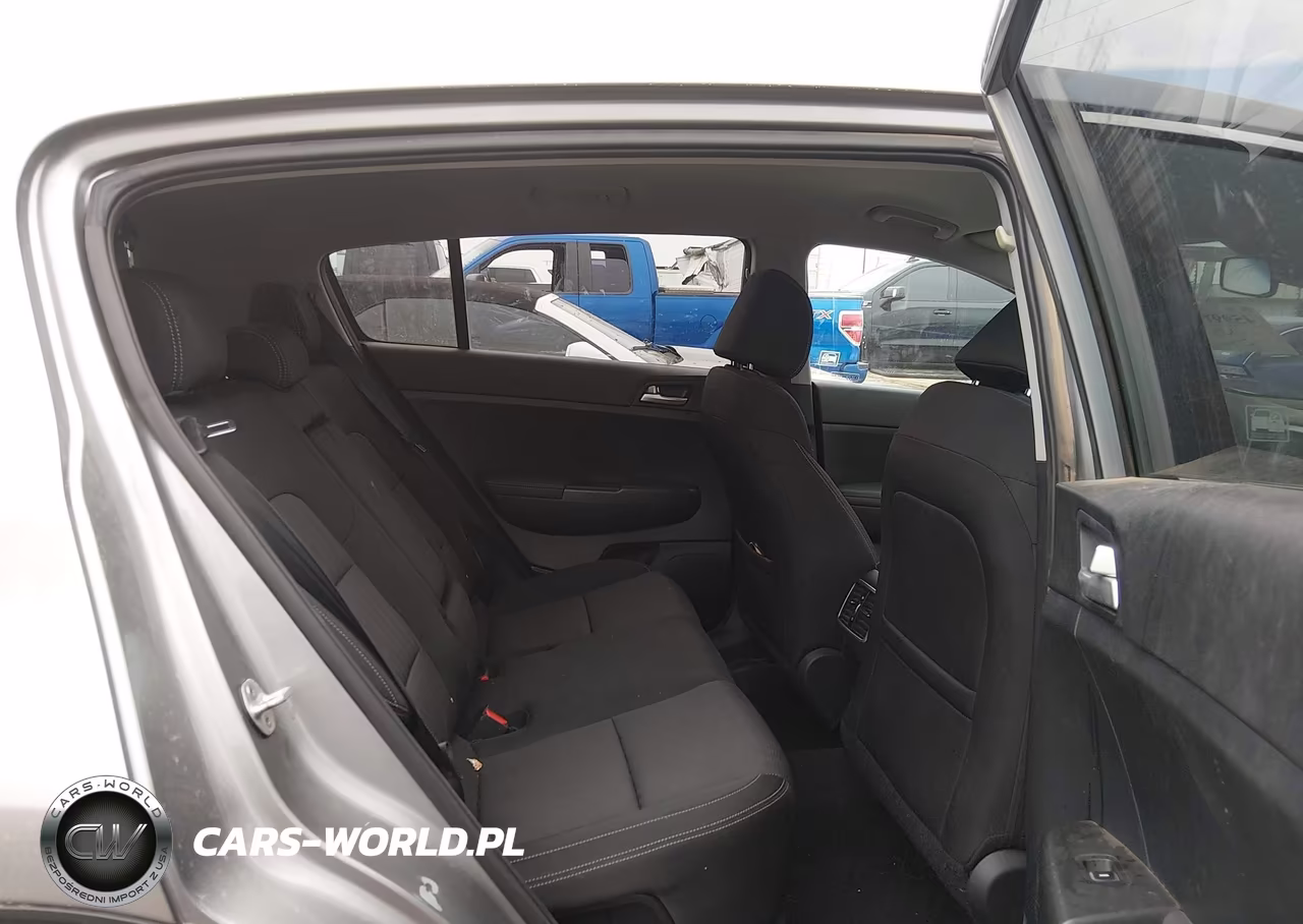 2021 Kia Sportage Lx VIN:KNDPM3AC1M7842694 - 8