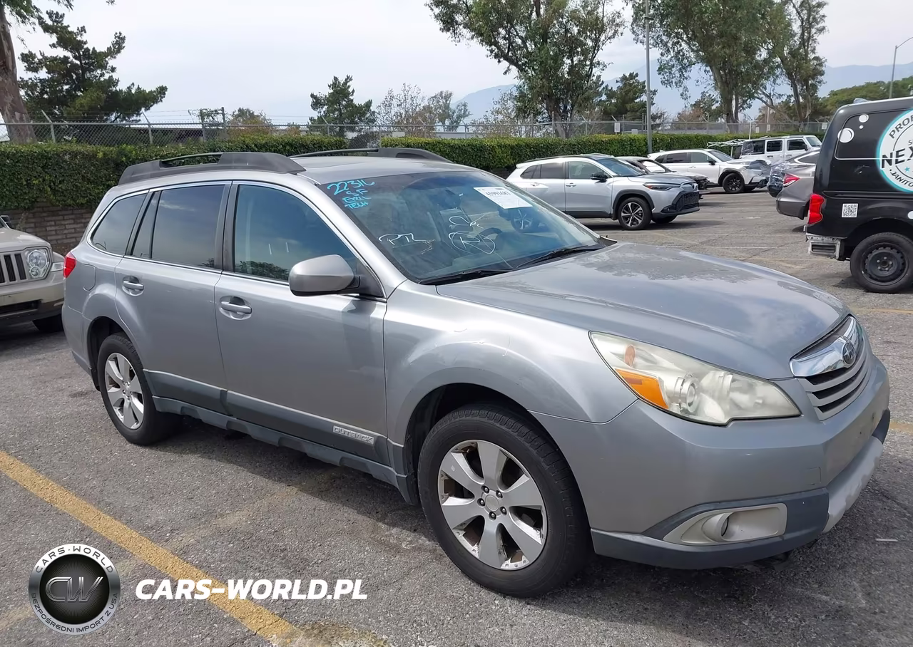 2011 Subaru Outback 2.5I Limited