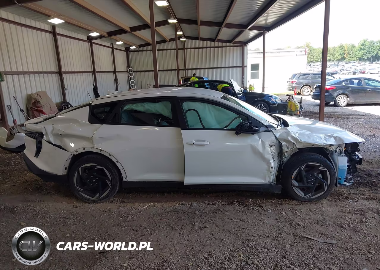 2025 Kia K4 Ex VIN:3KPFU4DE3SE063888 - 14