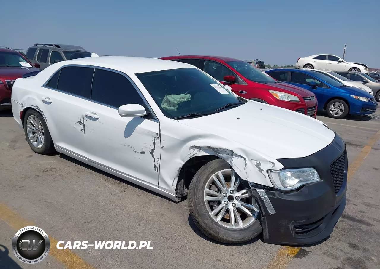 2021 Chrysler 300 Touring VIN:2C3CCAAGXMH516233 - 1