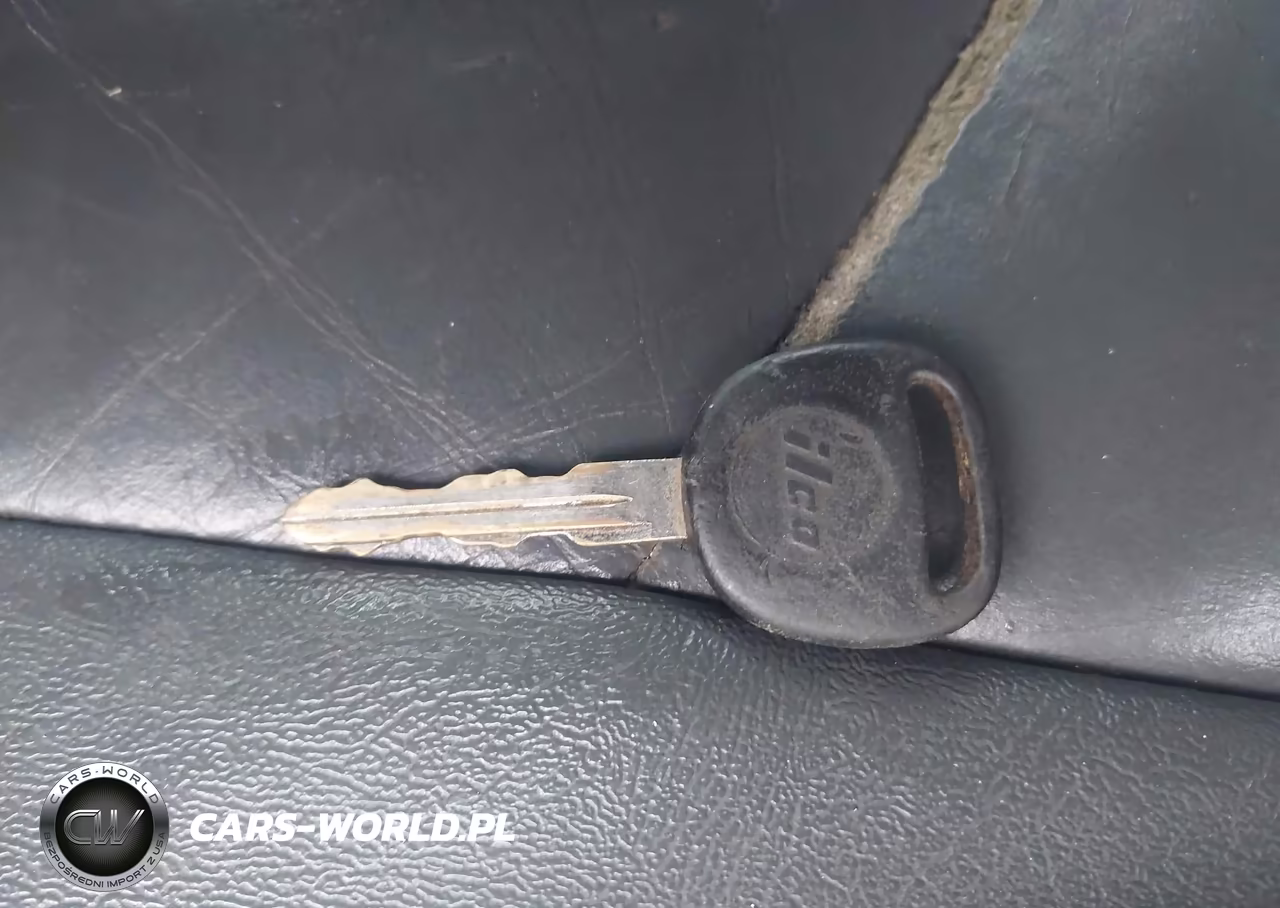 2004 Chevrolet Silverado 2500Hd Ls-Lt-Work Truck VIN:1GCHK23124F143645 - 11