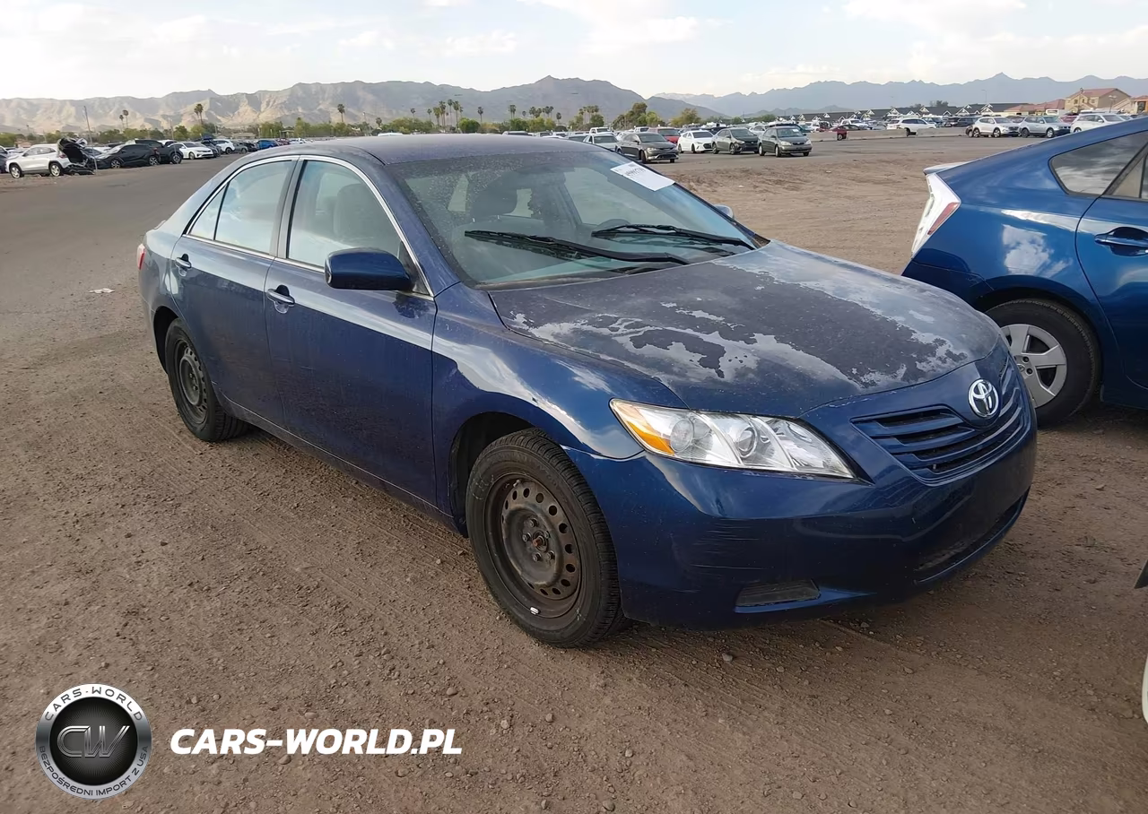 2009 Toyota Camry Le – zdjęcie 1 z 10