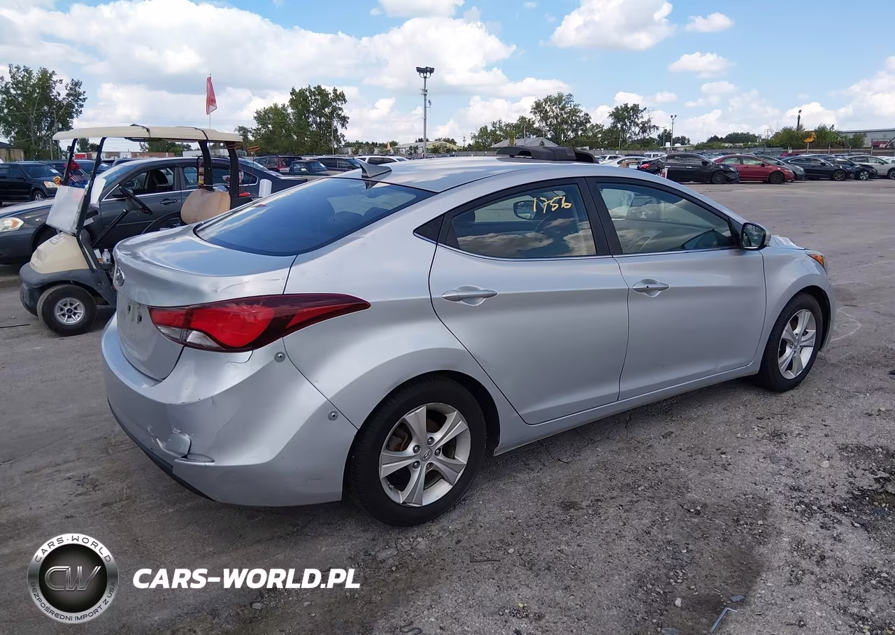 2016 Hyundai Elantra Value Edition VIN:KMHDH4AE8GU588529 - 4