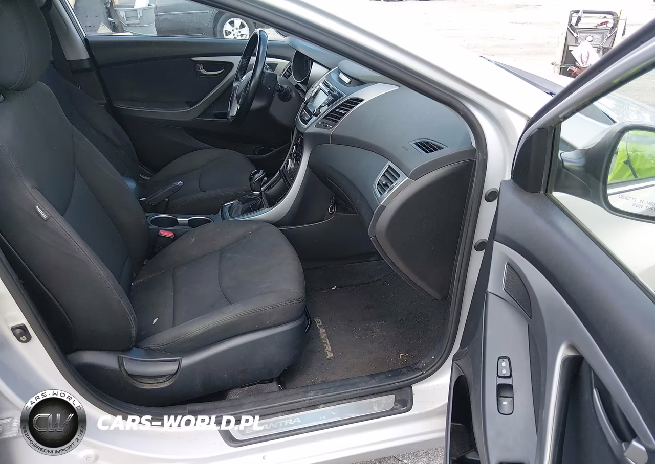 2016 Hyundai Elantra Value Edition VIN:KMHDH4AE8GU588529 - 5