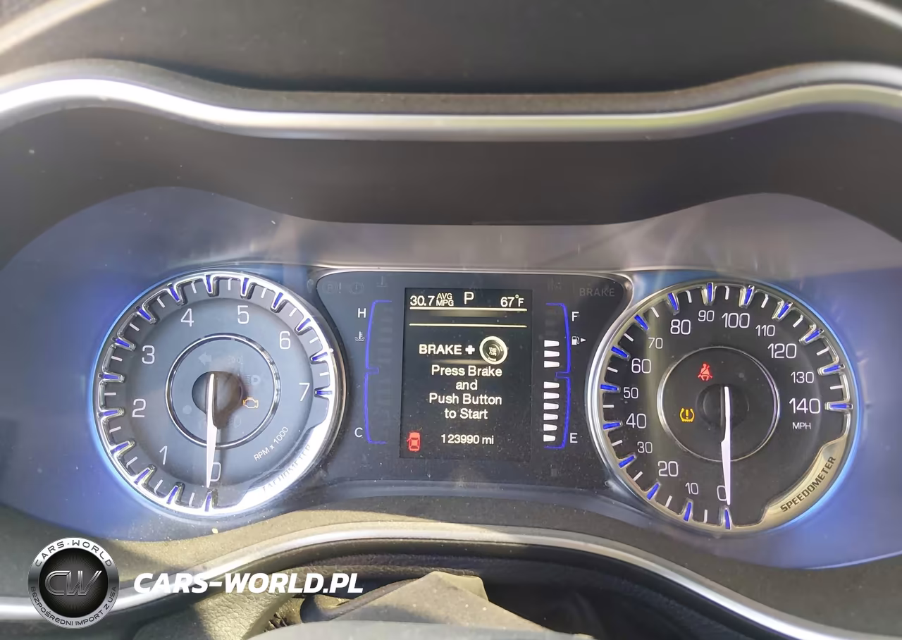 CHRYSLER 200 LIMITE VIN:1C3CCCAB6FN623371 - 7