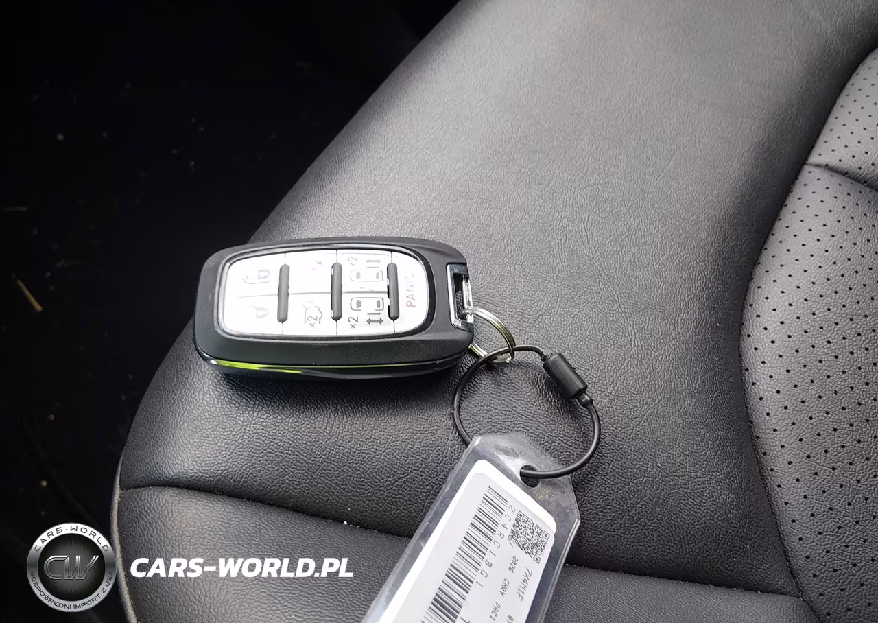 2026 Chrysler Pacifica Select VIN:2C4RC1BG1TR283579 - 11