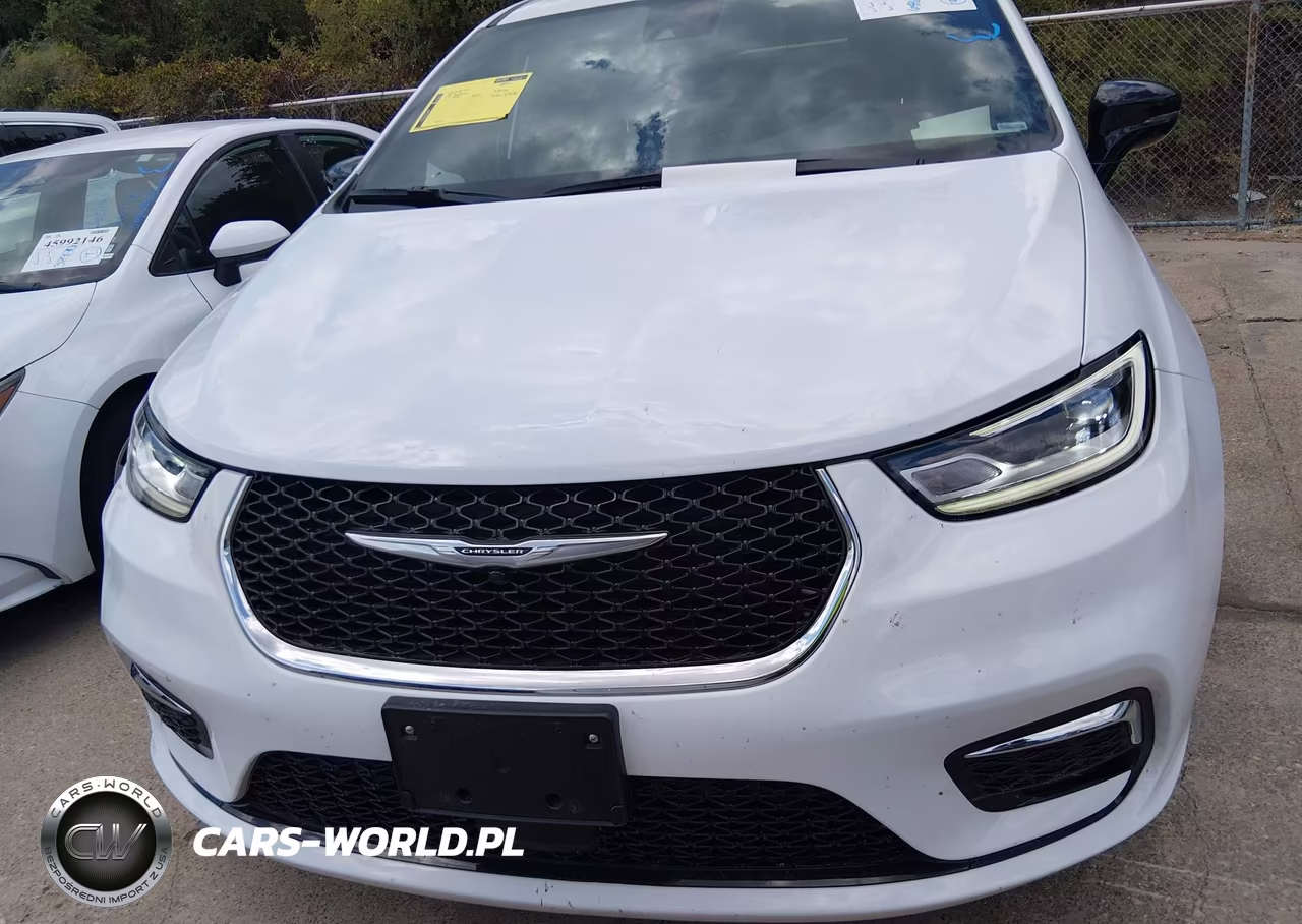 2026 Chrysler Pacifica Select VIN:2C4RC1BG1TR283579 - 12