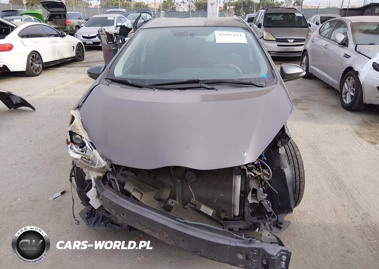 2015 Toyota Prius C Two VIN:JTDKDTB39F1113244 - 13