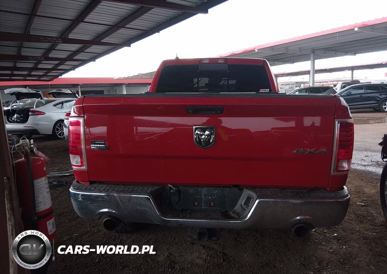 2016 Ram 1500 Laramie VIN:1C6RR7VT1GS409820 - 16