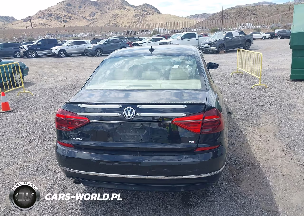 2018 Volkswagen Passat 2.0T R-Line-2.0T S VIN:1VWAA7A31JC008513 - 16