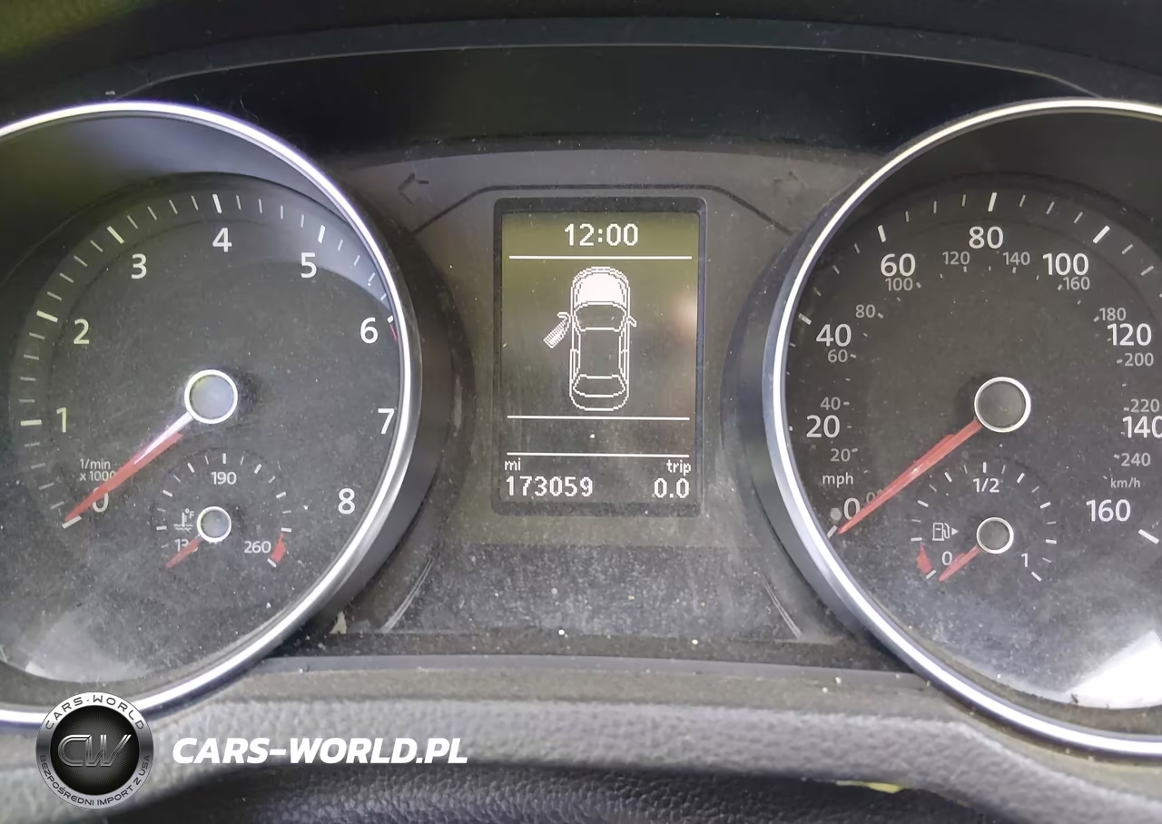 2018 Volkswagen Passat 2.0T R-Line-2.0T S VIN:1VWAA7A31JC008513 - 7