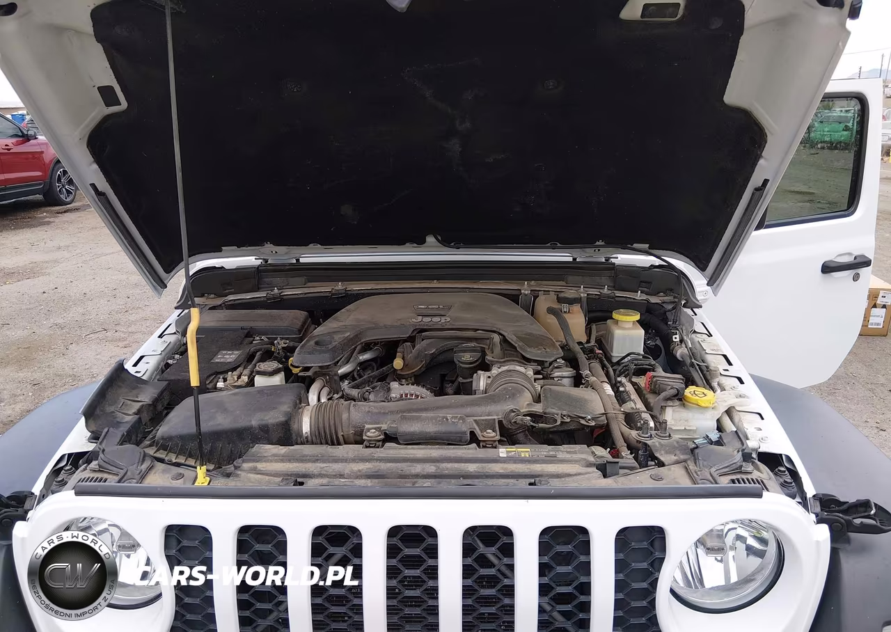 2020 Jeep Gladiator Sport S 4X4 VIN:1C6HJTAG2LL132006 - 10