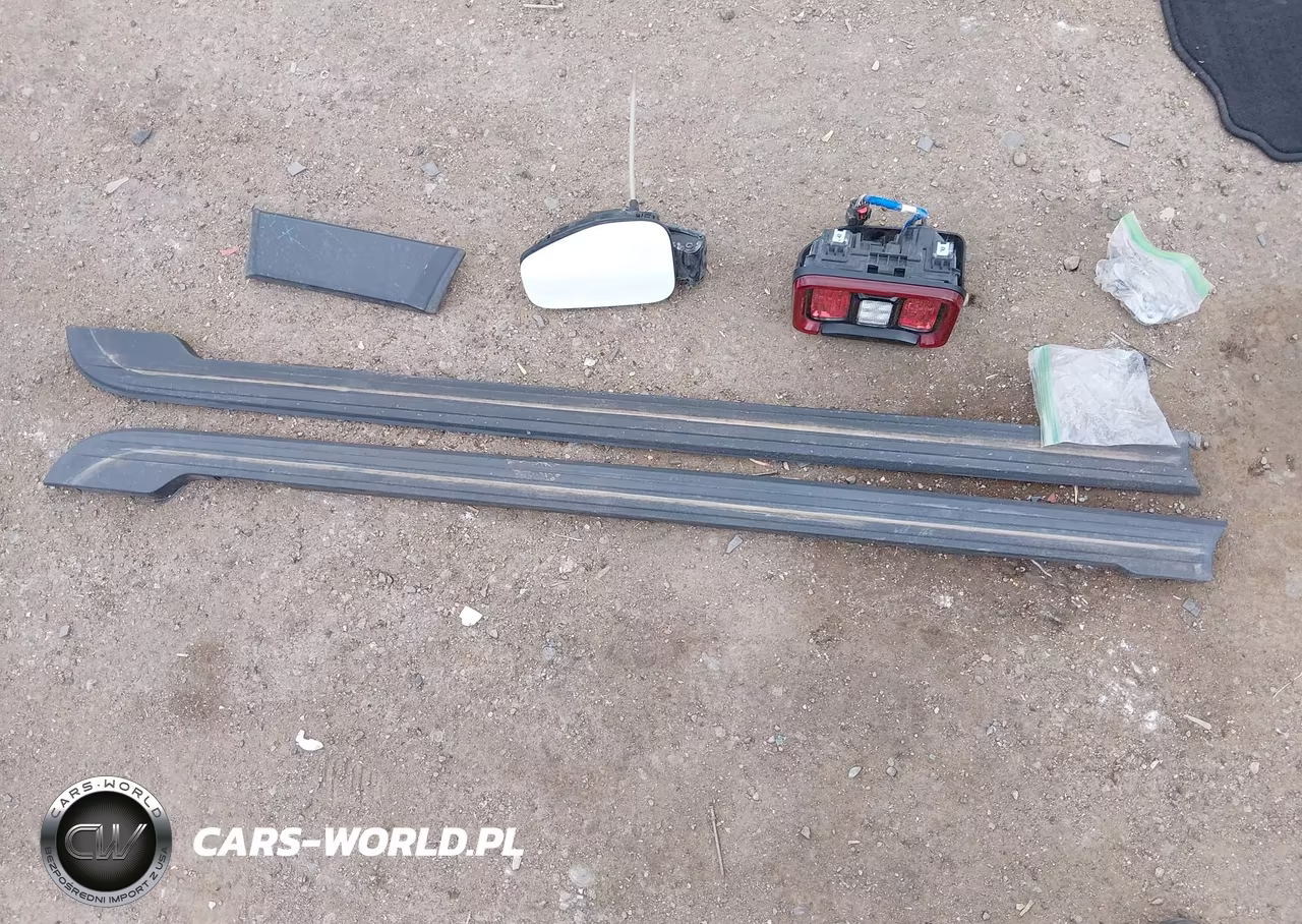 2020 Jeep Gladiator Sport S 4X4 VIN:1C6HJTAG2LL132006 - 12