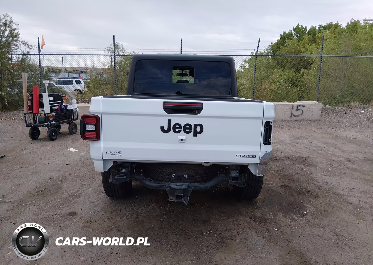 2020 Jeep Gladiator Sport S 4X4 VIN:1C6HJTAG2LL132006 - 17