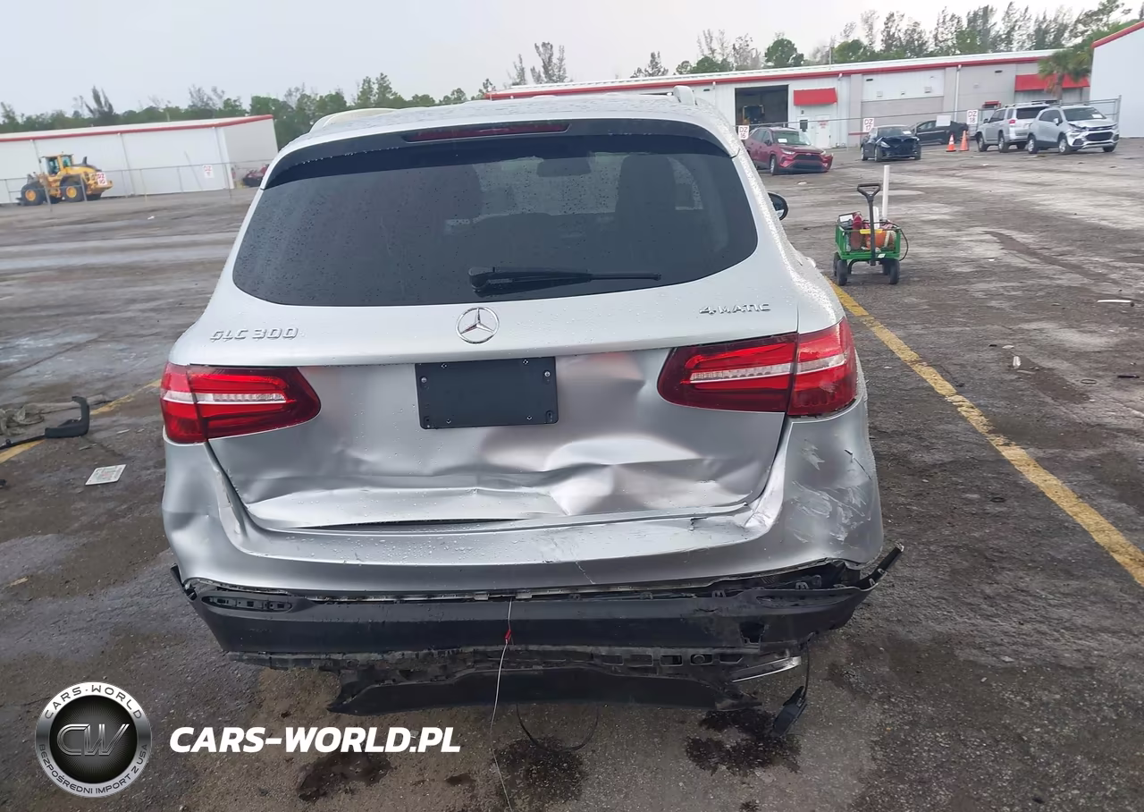 2016 Mercedes-Benz Glc 300 4Matic VIN:WDC0G4KB6GF083582 - 16
