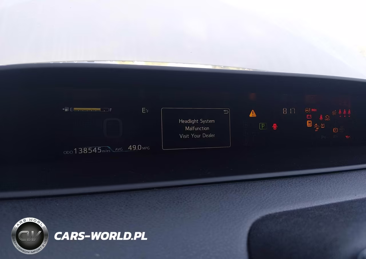2021 Toyota Prius Le VIN:JTDKAMFU6M3138332 - 7