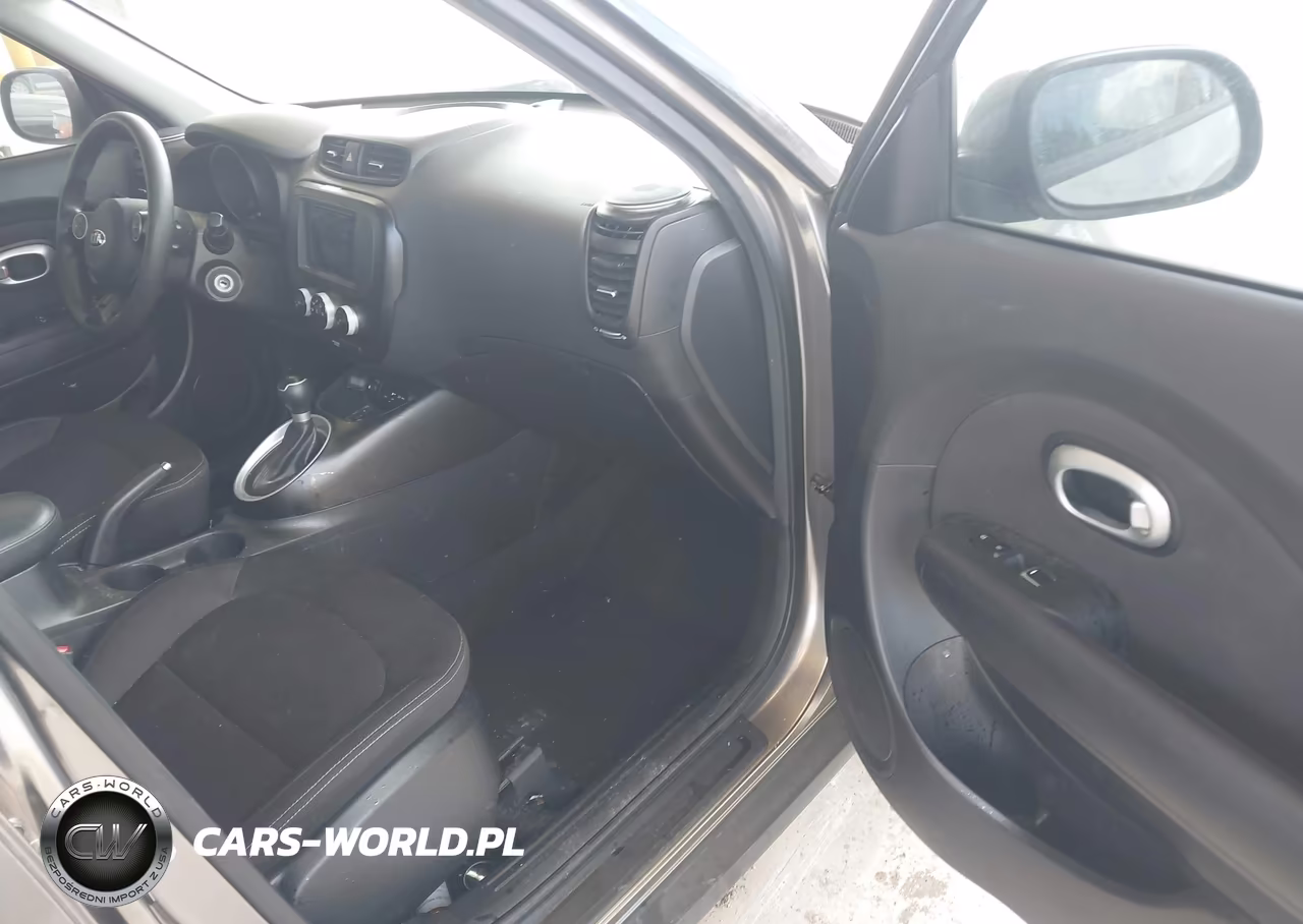 2018 Kia Soul VIN:KNDJN2A28J7567051 - 5