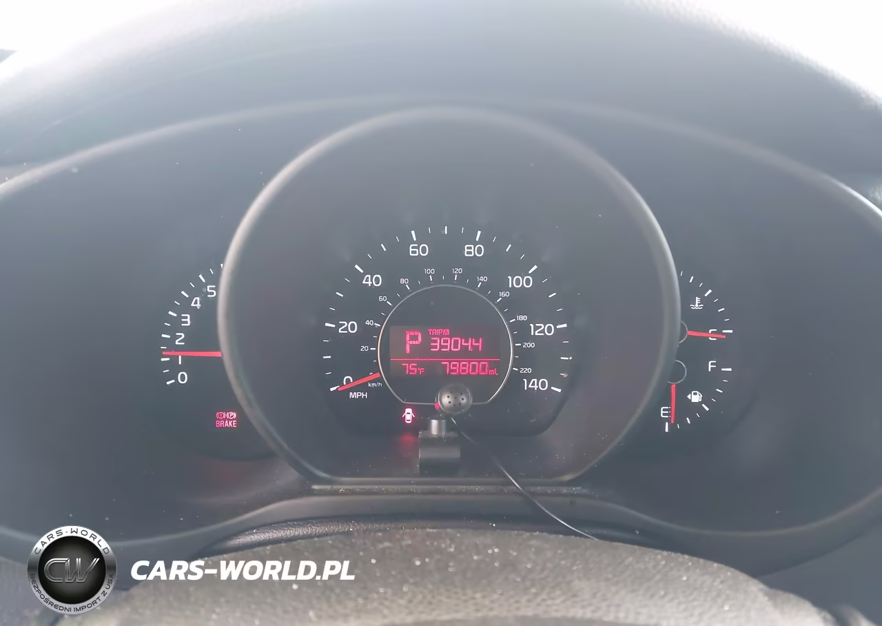 2018 Kia Soul VIN:KNDJN2A28J7567051 - 7