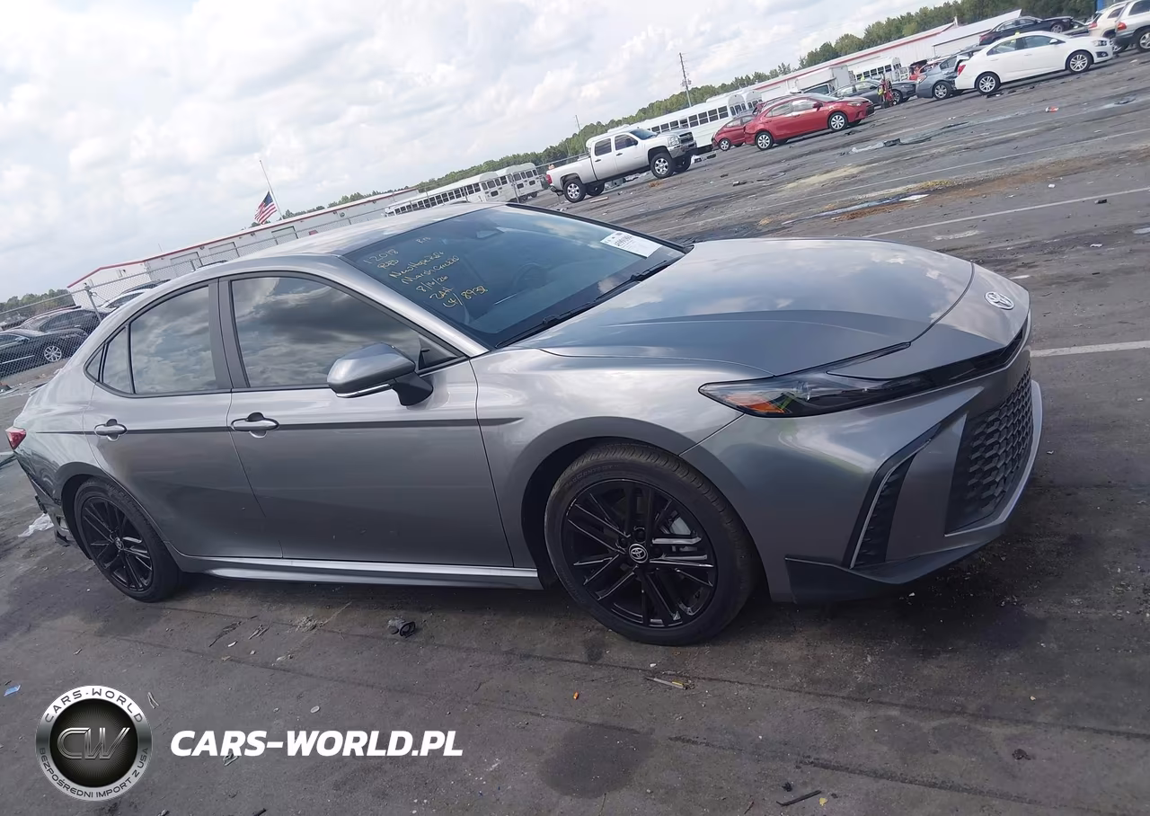 2026 Toyota Camry Se VIN:4T1DAACKXTU688938 - 14