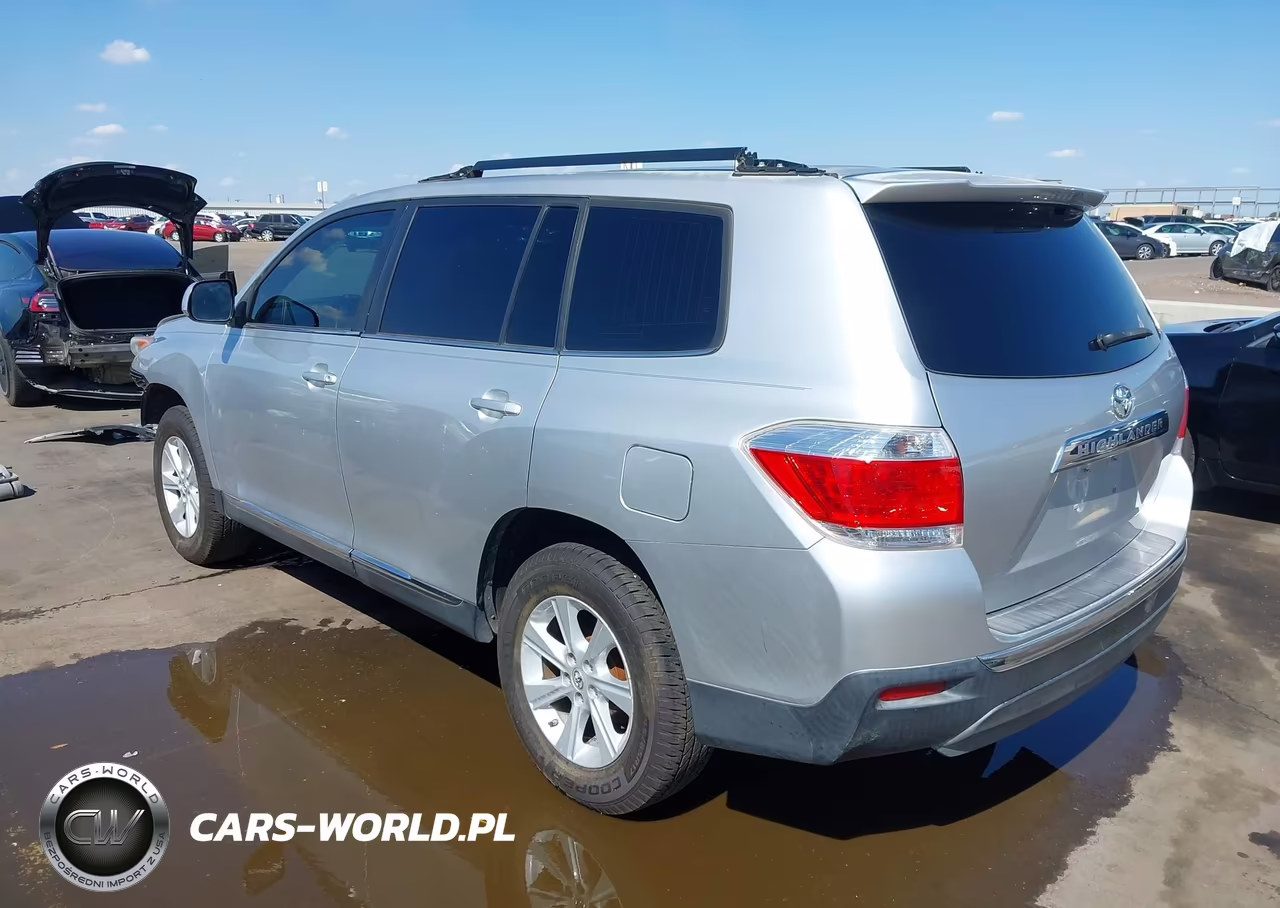 2013 Toyota Highlander VIN:5TDZA3EH9DS038236 - 3