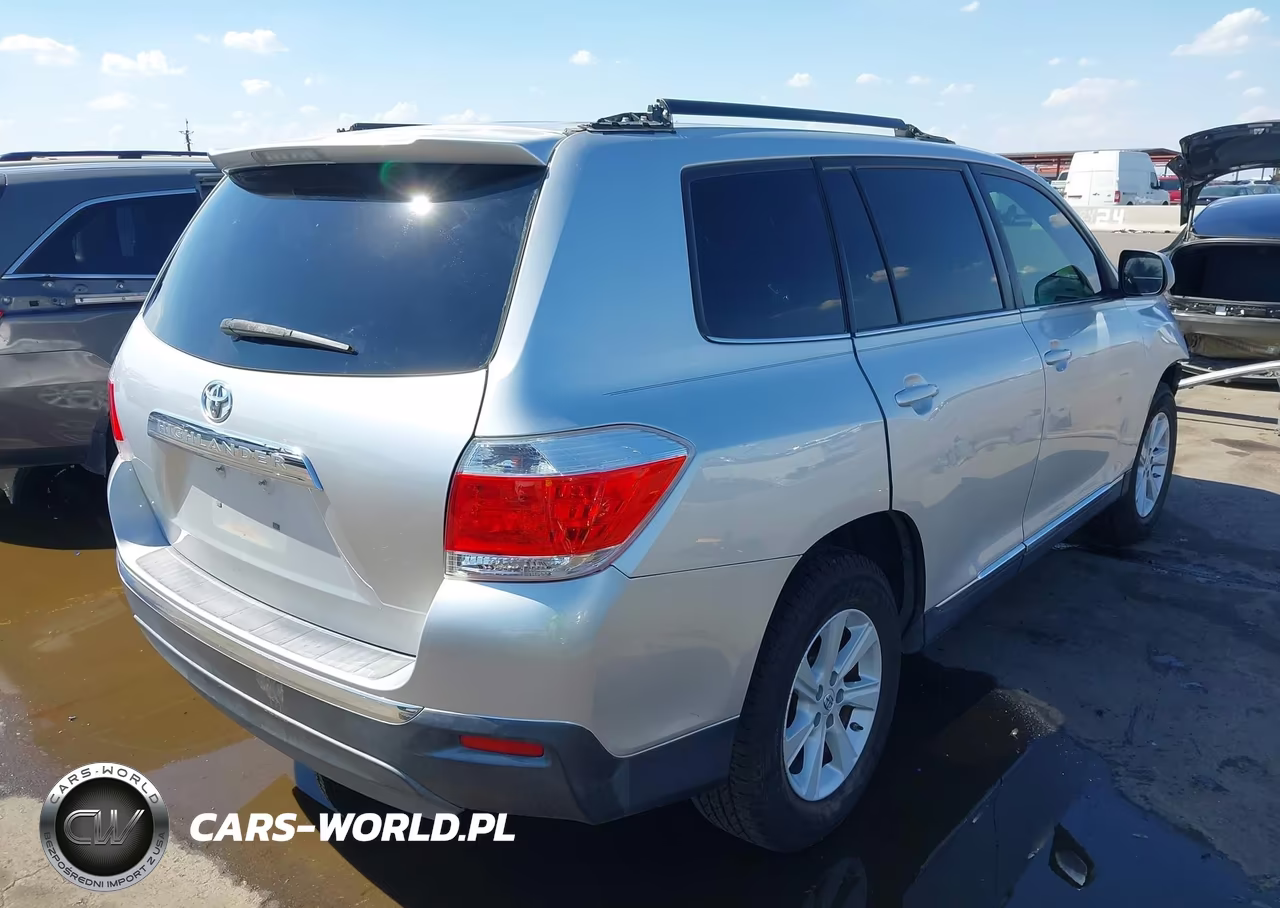 2013 Toyota Highlander VIN:5TDZA3EH9DS038236 - 4