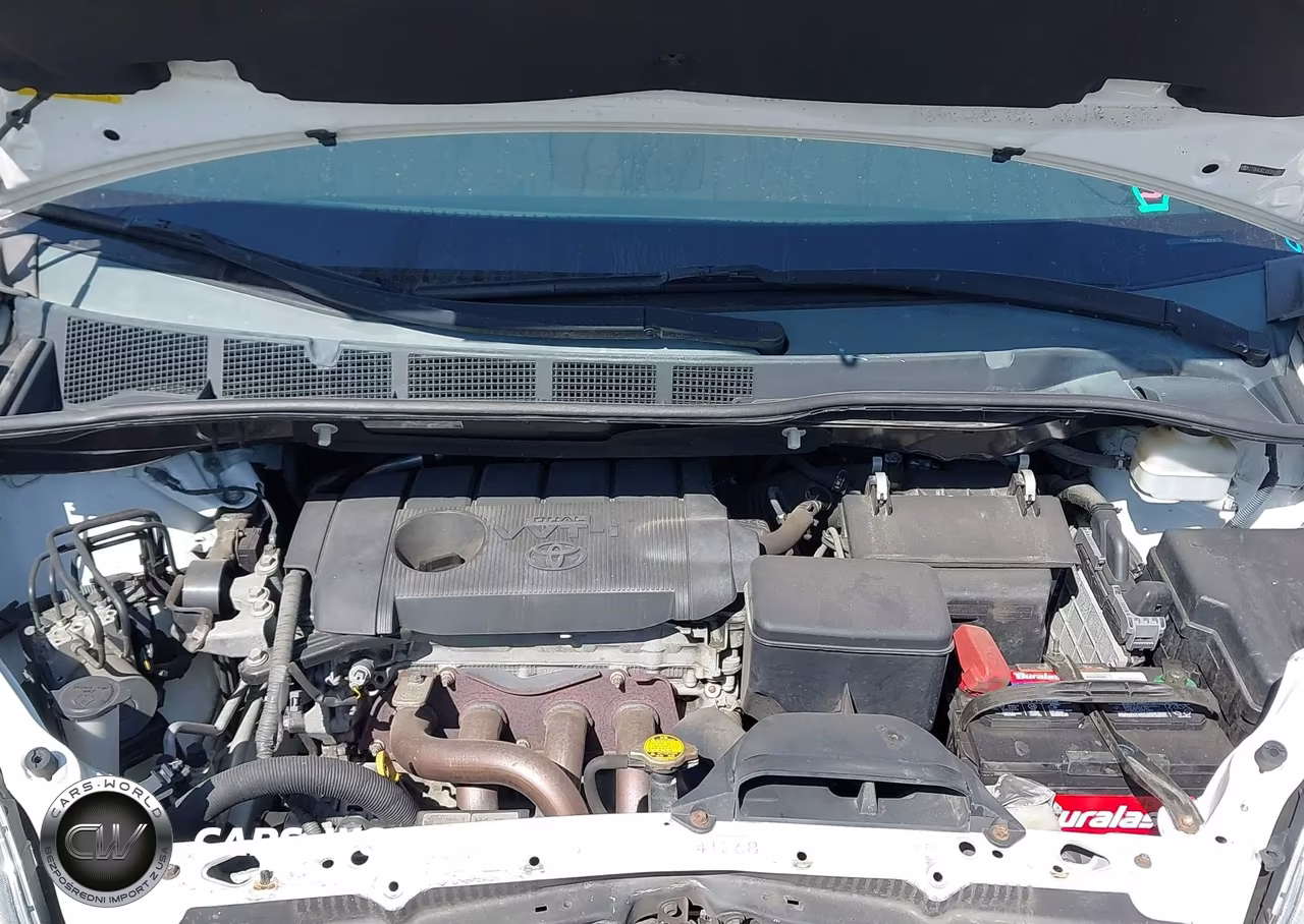 2011 Toyota Sienna VIN:5TDKA3DCXBS002883 - 10