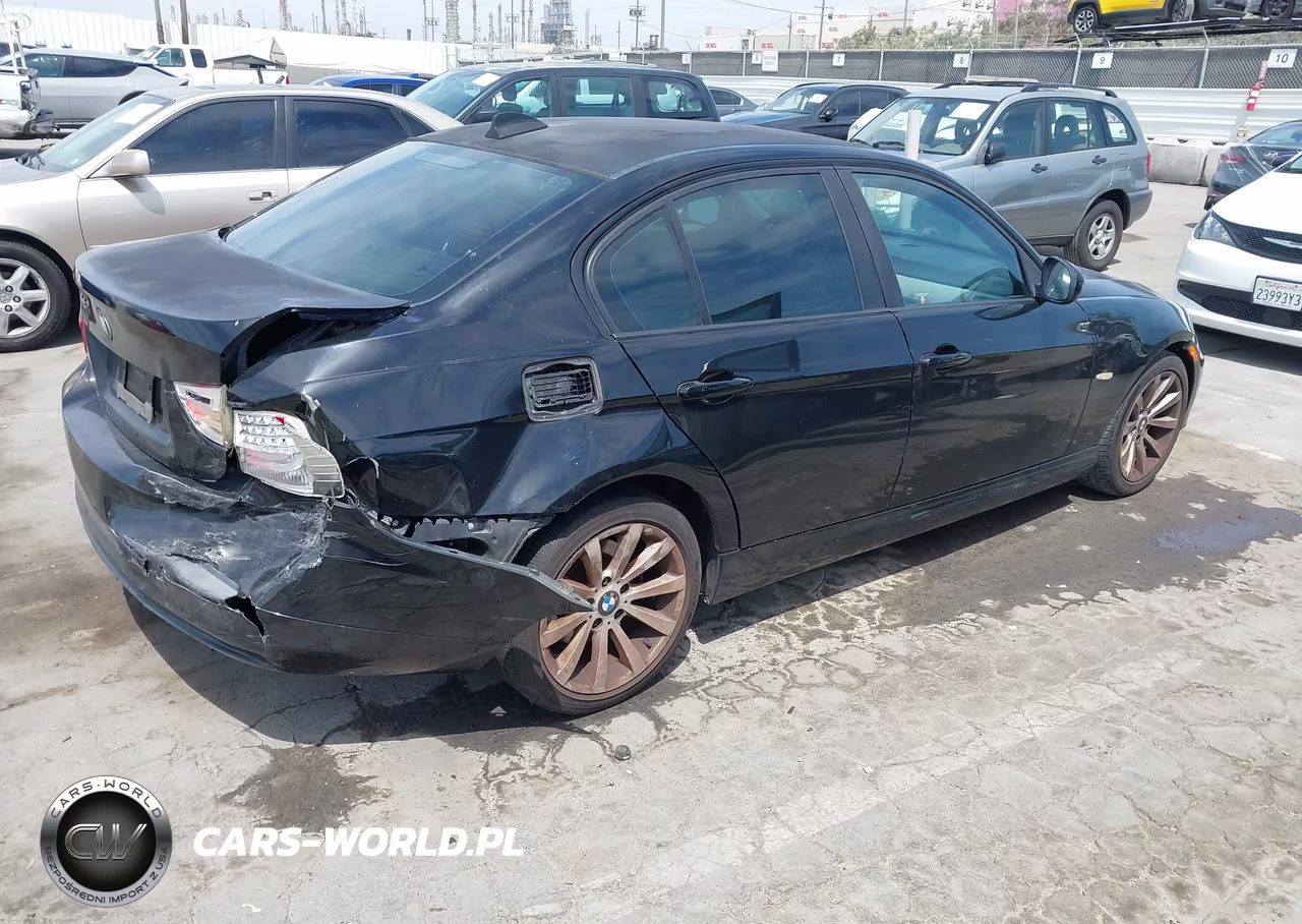 2011 BMW 328I VIN:WBAPH5G58BNM71824 - 4