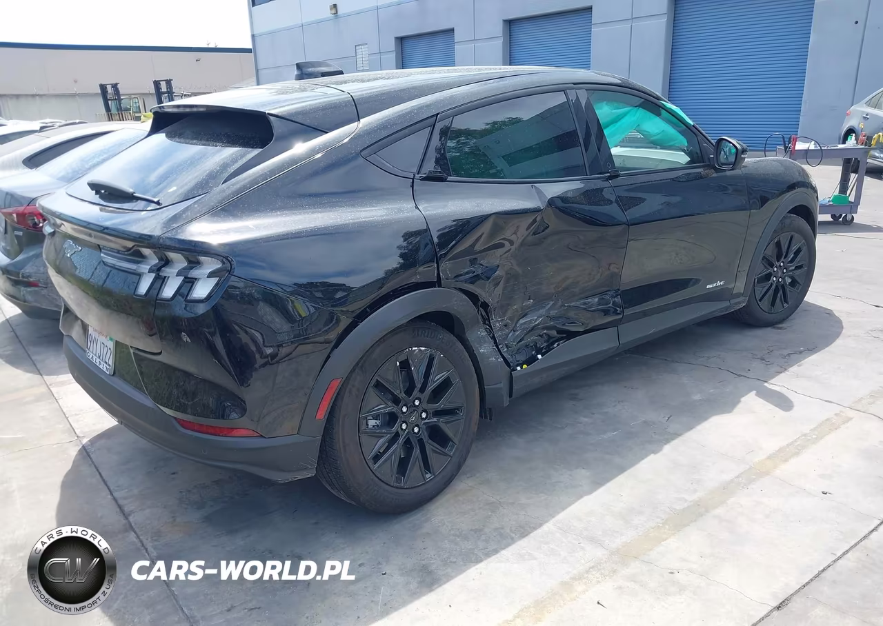 2026 Ford Mustang Mach-E Select VIN:3FMTK1R47TMA09519 - 4